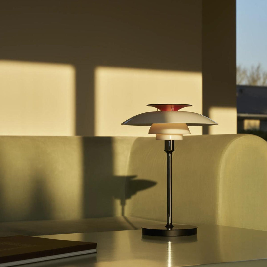 PH 80 oppladbar bordlampe H31