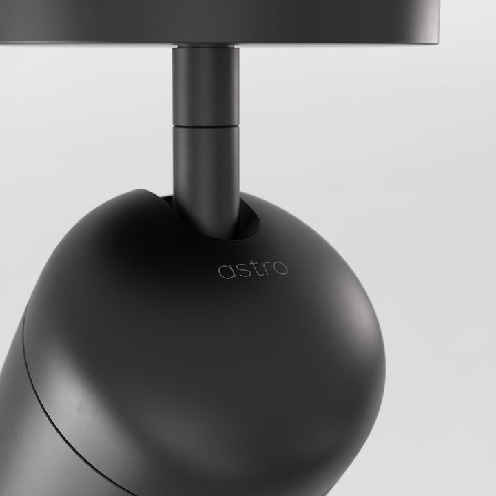 Koto surface single takspot-Taklamper-Astro Lighting-Svart-Asg__1478001-Lightup.no