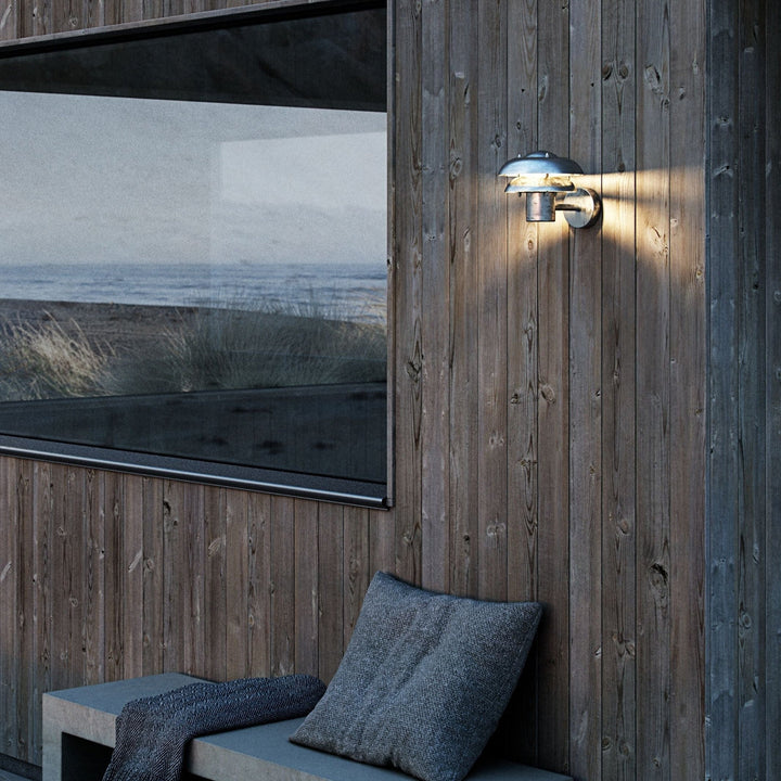 Kurnos 20 vegglampe utendørs-Utebelysning vegg klassisk-Nordlux-Sand-2118061008-Lightup.no