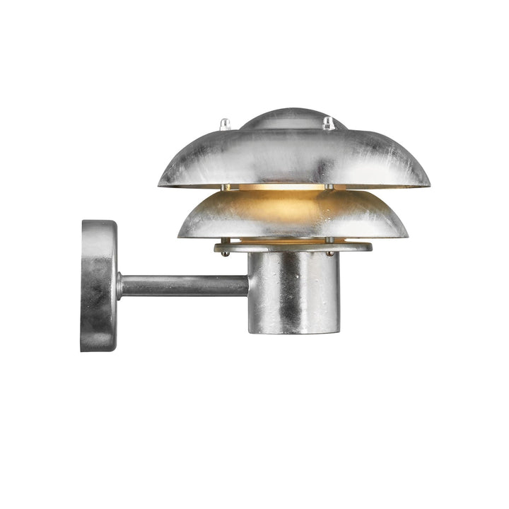 Kurnos 20 vegglampe utendørs-Utebelysning vegg klassisk-Nordlux-Sand-2118061008-Lightup.no
