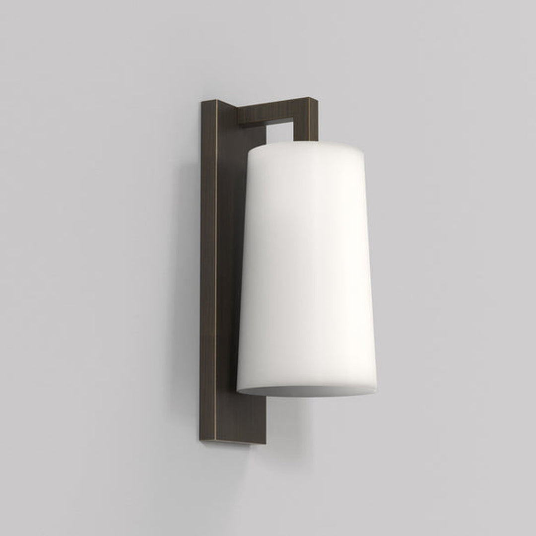 Lago 280 vegglampe IP44 - Bronse/Opal glass skjerm-Baderomsbelysning vegglamper-Astro Lighting-Bronse-Asg__1297007+5019001-Lightup.no
