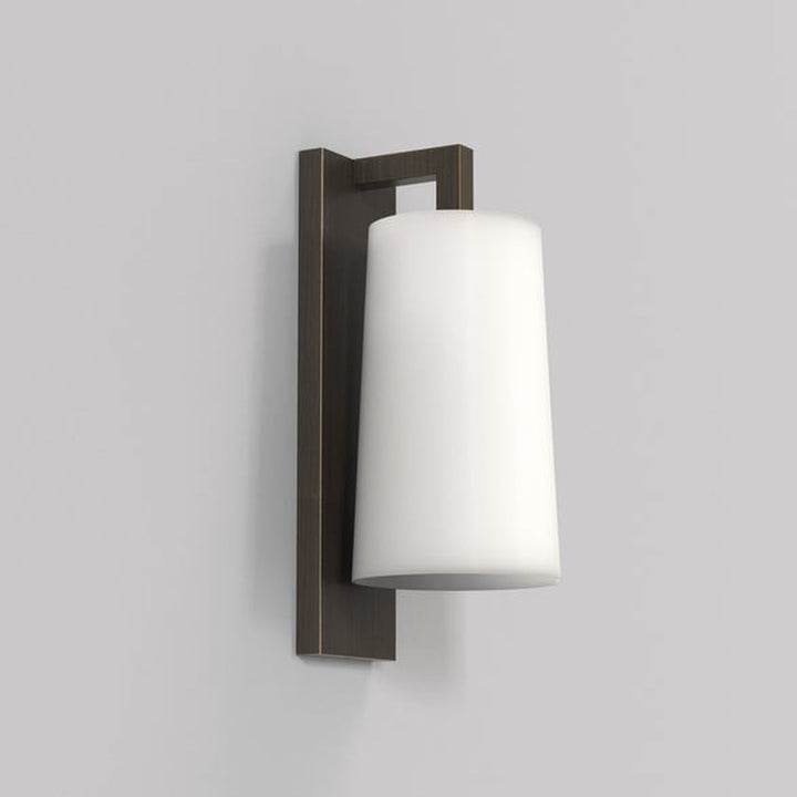 Lago 280 vegglampe IP44 - Bronse/Opal glass skjerm-Baderomsbelysning vegglamper-Astro Lighting-Bronse-Asg__1297007+5019001-Lightup.no