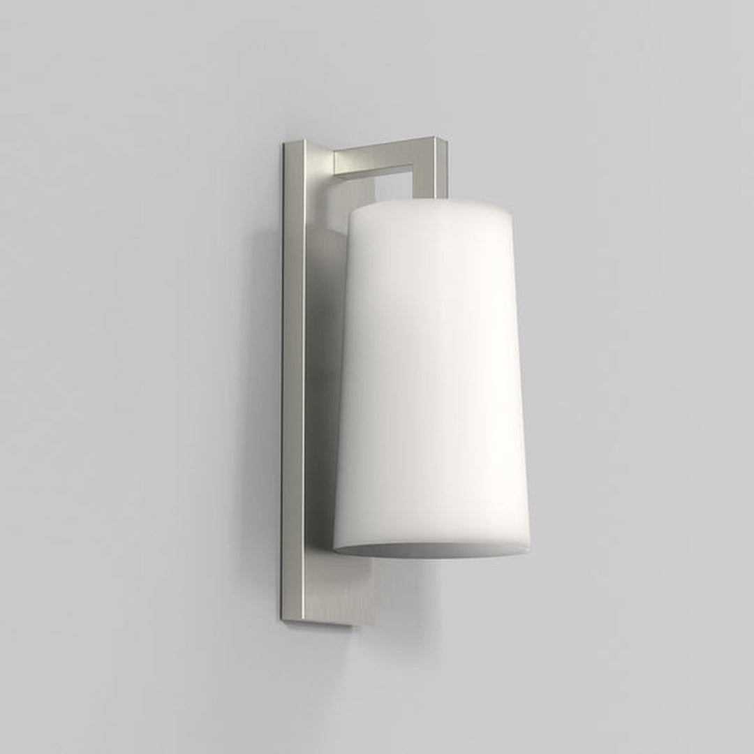 Lago 280 vegglampe IP44-Vegglamper-Astro Lighting-Krom / Opal-Asg__1297001+5019001-Lightup.no