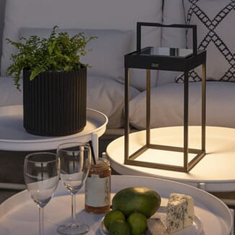 Lanterne Dimbar LED USB og Solcelle - Svart-Utebelysning Hagebelysning-Konstsmide-7815-750-Lightup.no