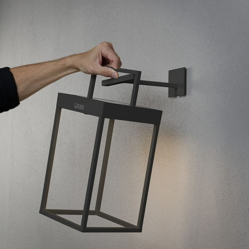 Lanterne Dimbar LED USB og Solcelle - Svart-Utebelysning Hagebelysning-Konstsmide-7815-750-Lightup.no