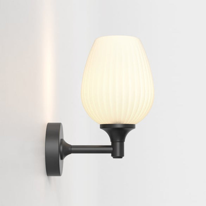 Liberty vegglampe for baderom IP44-Baderomsbelysning vegglamper-Astro Lighting-Svart-asg__1485001-Lightup.no