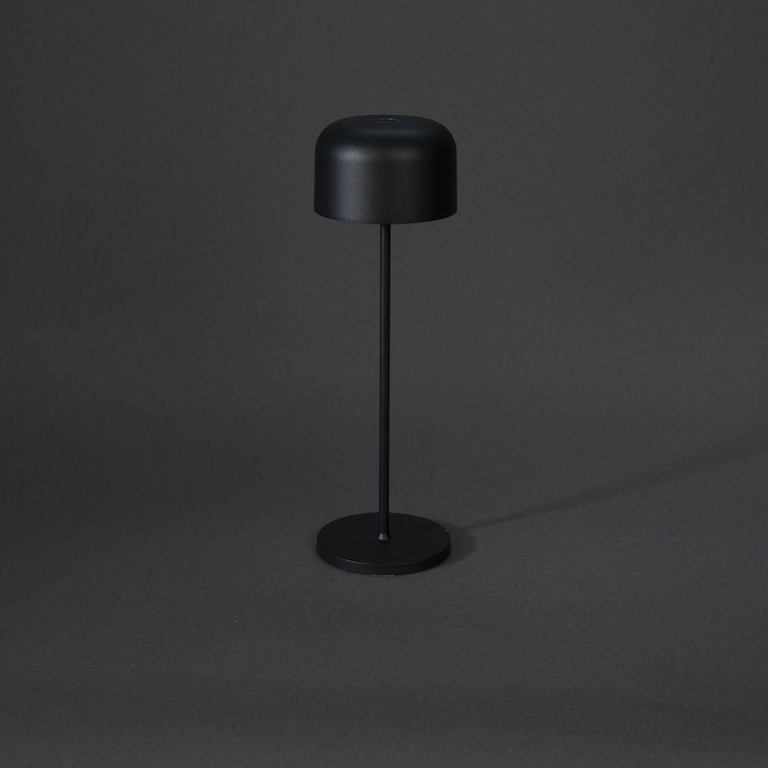 Lille bordlampe oppladbar utendørs IP54-Utebelysning Hagebelysning-Konstsmide-Svart-7834-750-Lightup.no
