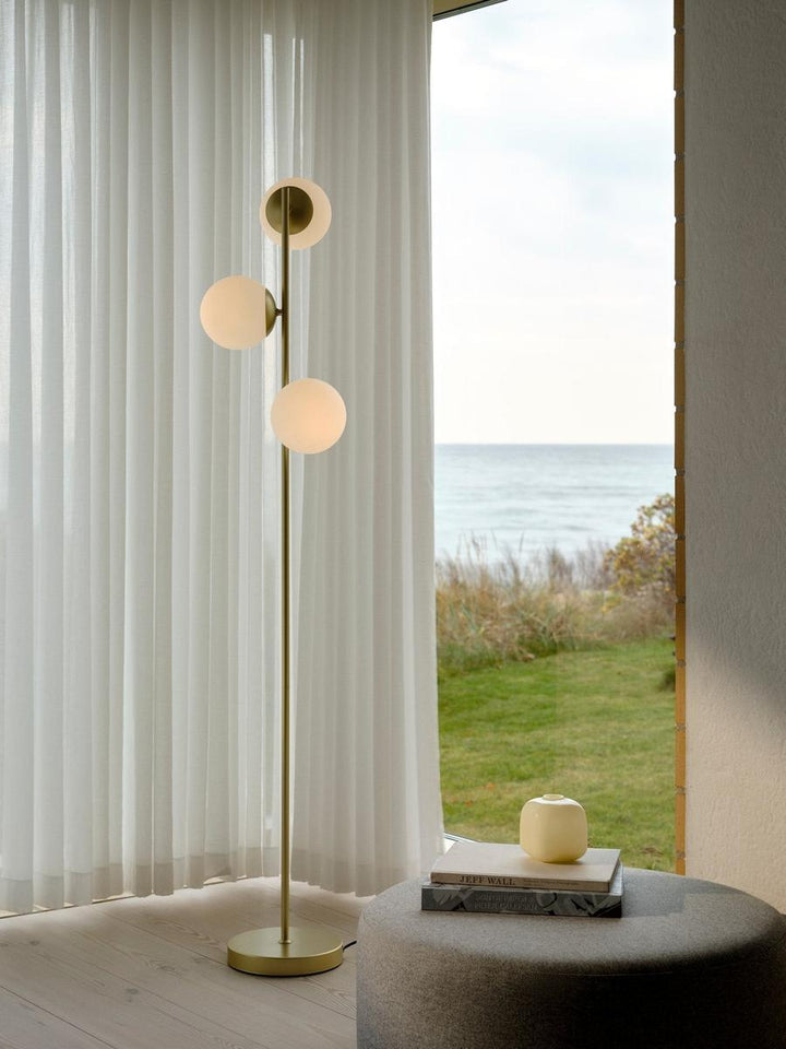 Lilly gulvlampe-Gulvlamper-Nordlux-Svart / Opal-48613003-Lightup.no