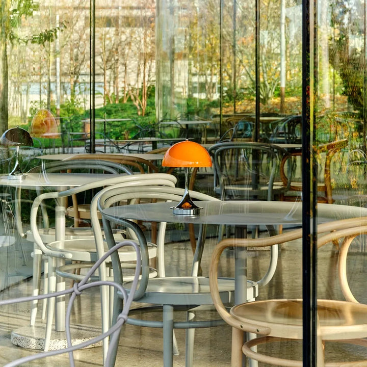 Louis Poulsen 160 oppladbar portabel bordlampe original 2,5W - IP44-Bordlamper-Louis Poulsen-Grønn / Krom-LP__5744613428-Lightup.no