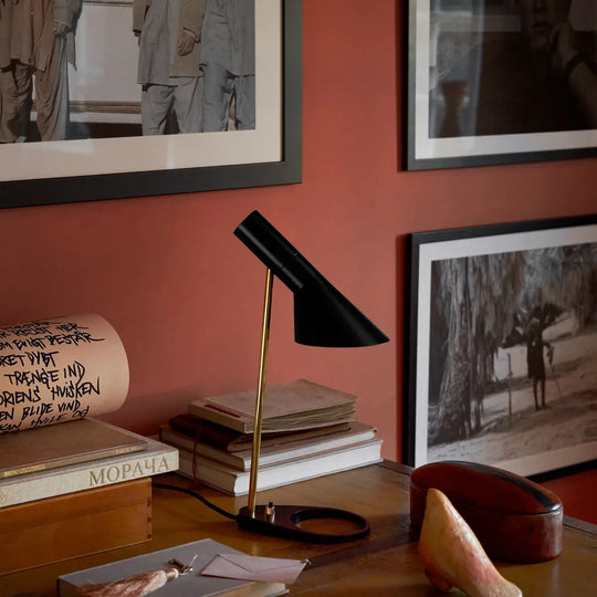 Louis Poulsen AJ Mini Bordlampe-Bordlamper-Louis Poulsen-Hvit-LP__5744167194-Lightup.no