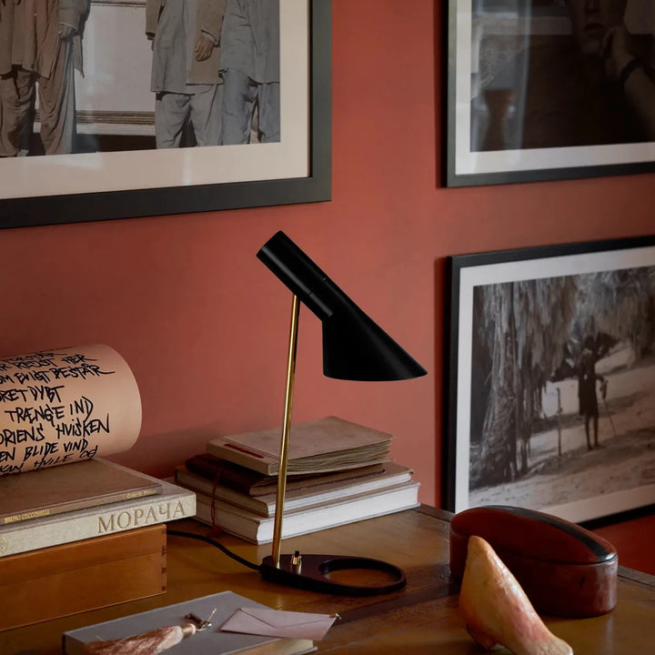 Louis Poulsen AJ Mini Bordlampe-Bordlamper-Louis Poulsen-Hvit-LP__5744167194-Lightup.no