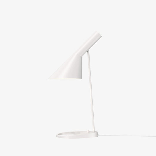 Louis Poulsen AJ bordlampe-Bordlamper-Louis Poulsen-Hvit-LP__5744169422-Lightup.no