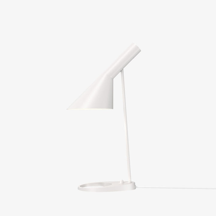 Louis Poulsen AJ bordlampe-Bordlamper-Louis Poulsen-Hvit-LP__5744169422-Lightup.no