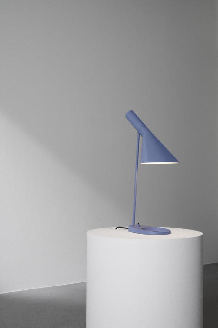 Louis Poulsen AJ bordlampe-Bordlamper-Louis Poulsen-Hvit-LP__5744169422-Lightup.no