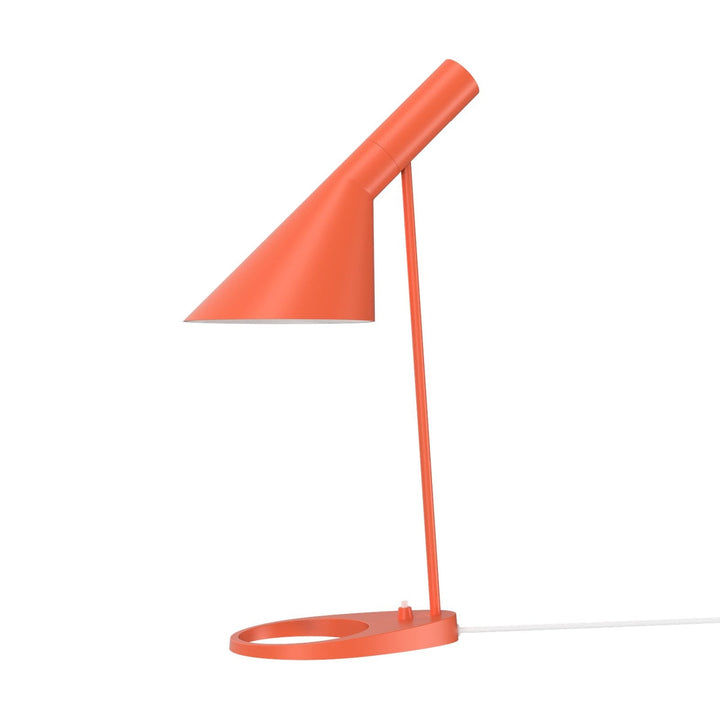 Louis Poulsen AJ bordlampe-Bordlamper-Louis Poulsen-Hvit-LP__5744169422-Lightup.no