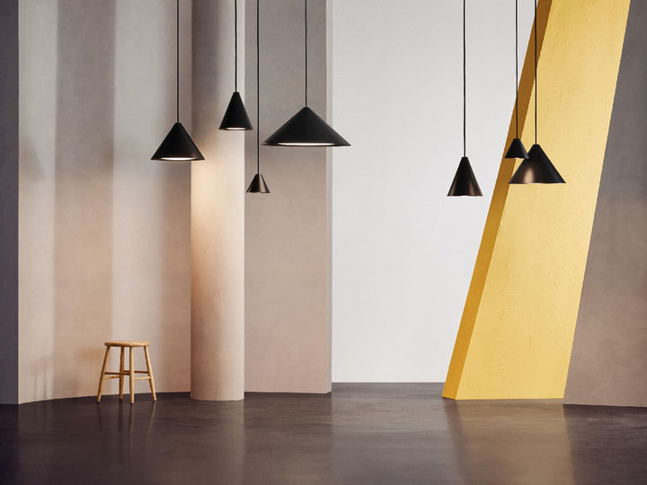 Louis Poulsen Keglen pendel Ø40-Takpendler-Louis Poulsen-Svart-LP__5741103805-Lightup.no
