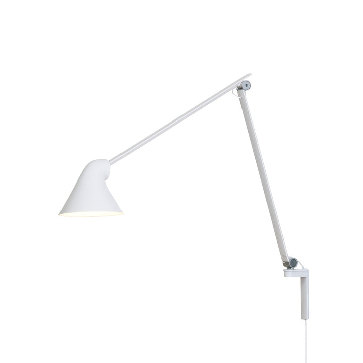 Louis Poulsen NJP lang vegglampe-Vegglamper-Louis Poulsen-Svart-LP__5743163225-Lightup.no
