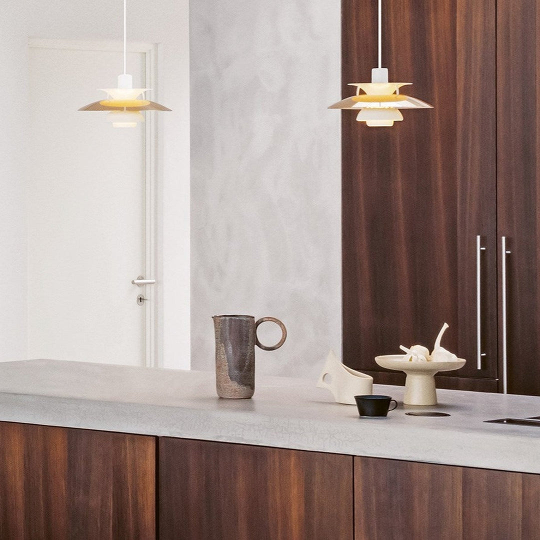 Louis Poulsen PH 5 pendel - Ø300-Takpendler-Louis Poulsen-Monokrom lys rosa-LP__5741115000-Lightup.no