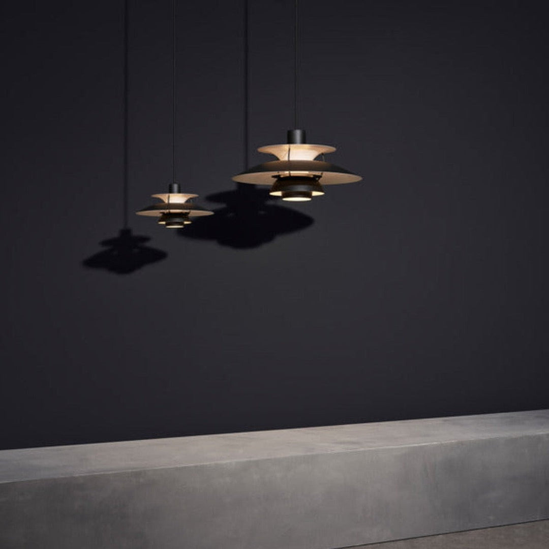 Louis Poulsen PH 5 pendel - Ø300-Takpendler-Louis Poulsen-Monokrom lys rosa-LP__5741115000-Lightup.no