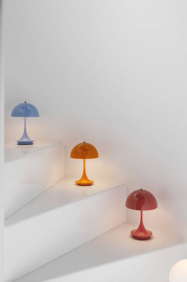 Louis Poulsen Panthella 160 portabel bordlampe-Bordlamper-Louis Poulsen-Grå / Opal-LP__5744168070-Lightup.no