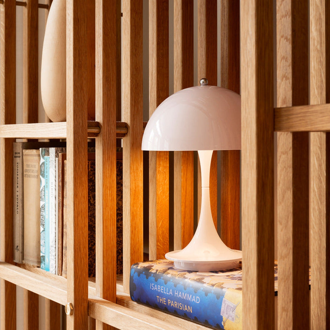 Louis Poulsen Panthella 160 portabel bordlampe-Bordlamper-Louis Poulsen-Grå / Opal-LP__5744168070-Lightup.no