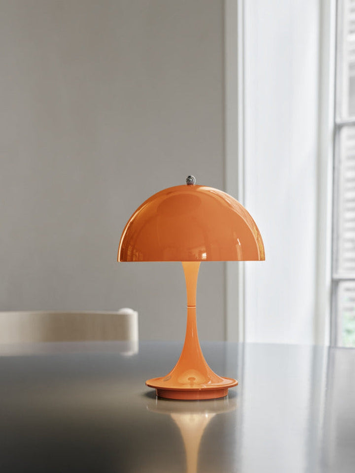 Louis Poulsen Panthella 160 portabel bordlampe-Bordlamper-Louis Poulsen-Grå / Opal-LP__5744168070-Lightup.no