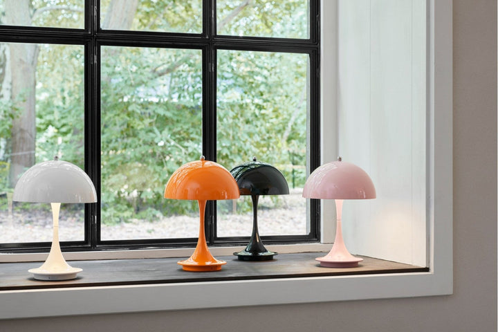 Louis Poulsen Panthella 160 portabel bordlampe-Bordlamper-Louis Poulsen-Grå / Opal-LP__5744168070-Lightup.no