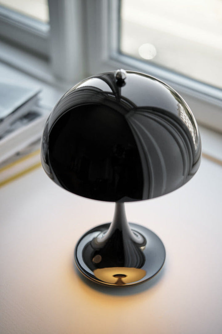Louis Poulsen Panthella 160 portabel bordlampe-Bordlamper-Louis Poulsen-Grå / Opal-LP__5744168070-Lightup.no