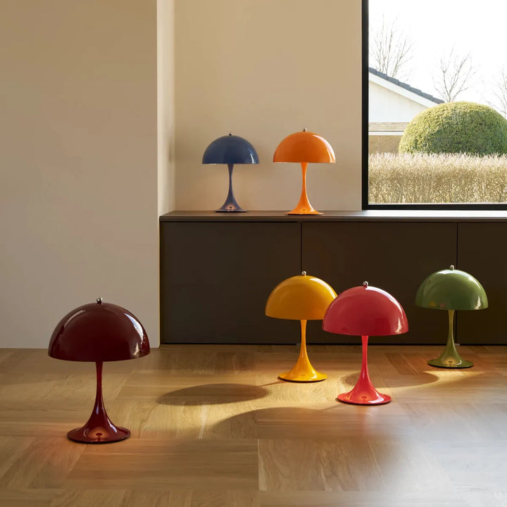 Louis Poulsen Panthella 250 V3 Portable bordlampe-Bordlamper-Louis Poulsen-Krom/opal/beige-LP__5744172998-Lightup.no