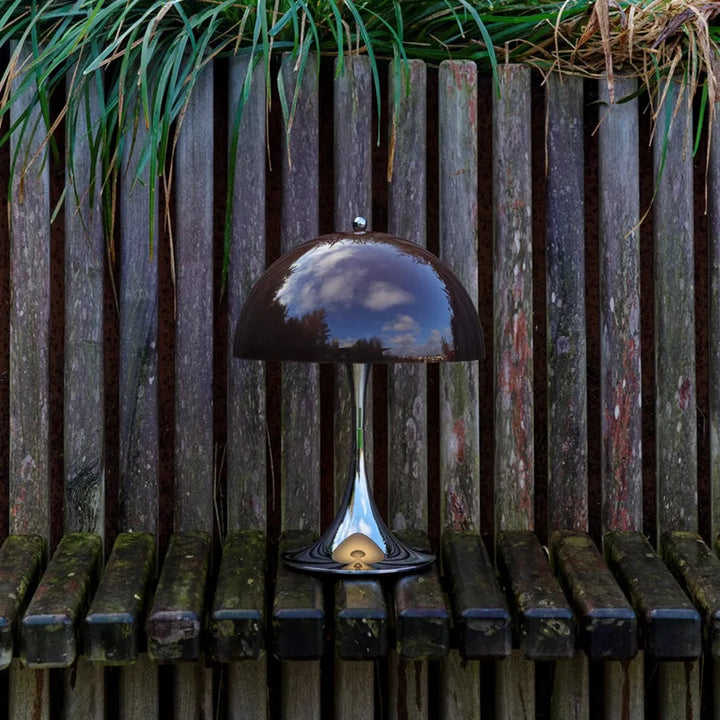 Louis Poulsen Panthella 250 oppladbar portabel bordlampe original 6W - IP44-Bordlamper-Louis Poulsen-Grønn / Krom-LP__5744613460-Lightup.no
