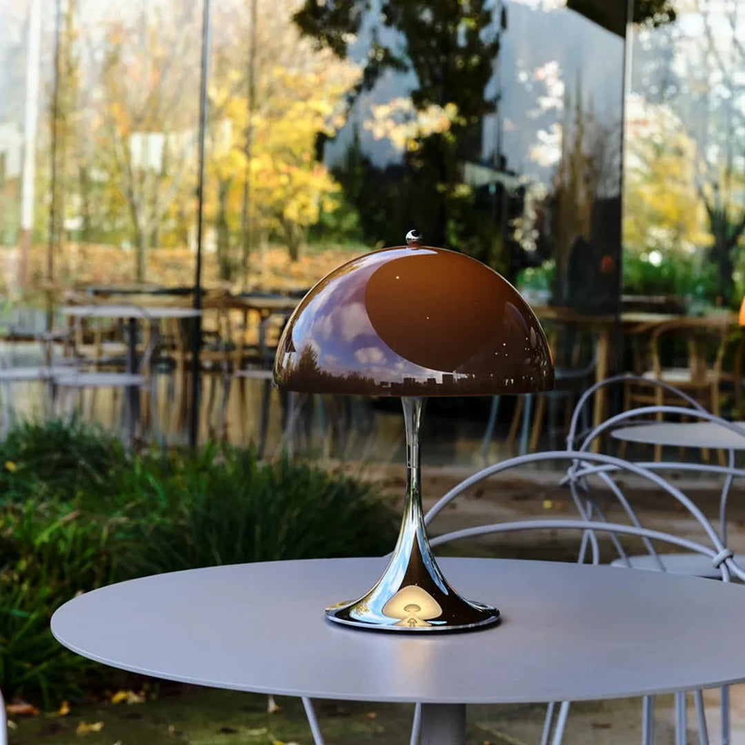 Louis Poulsen Panthella 250 oppladbar portabel bordlampe original 6W - IP44-Bordlamper-Louis Poulsen-Grønn / Krom-LP__5744613460-Lightup.no