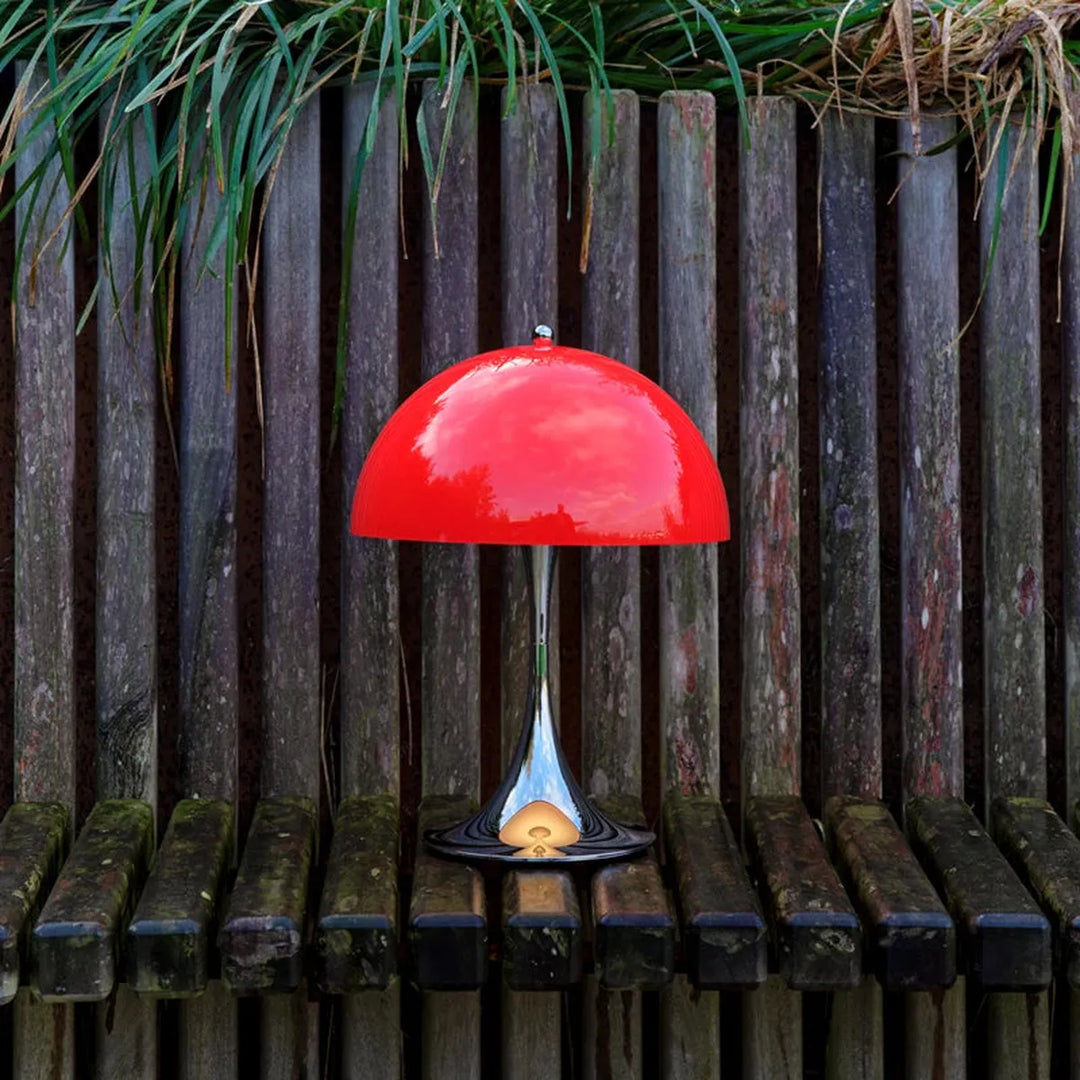 Louis Poulsen Panthella 250 oppladbar portabel bordlampe original 6W - IP44-Bordlamper-Louis Poulsen-Grønn / Krom-LP__5744613460-Lightup.no