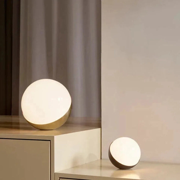 Louis Poulsen VL Studio 150 bord / gulv-Bordlamper-Louis Poulsen-Svart / Opal-LP__5744169354-Lightup.no