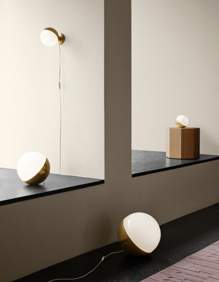 Louis Poulsen VL Studio 320 bord / gulv-Bordlamper-Louis Poulsen-Svart / Opal-LP__5744167893-Lightup.no