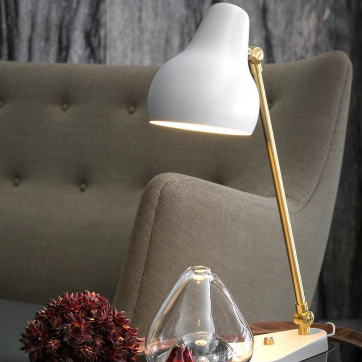 Louis Poulsen VL38 bordlampe-Bordlamper-Louis Poulsen-Svart-LP__5744163211-Lightup.no
