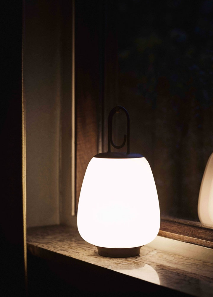 Lucca Lampe SC51-Bordlamper-&Tradition-Svart-133163A127-Lightup.no