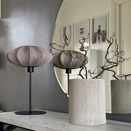 Mamsell stor bordlampe-Bordlamper-Aneta Lighting-Svart / Grå-18403-15-18-Lightup.no