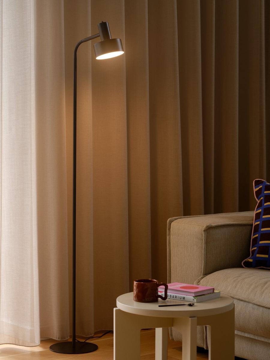 Matis gulvlampe 160 cm-Gulvlamper-Nordlux-Svart-2512244003-Lightup.no