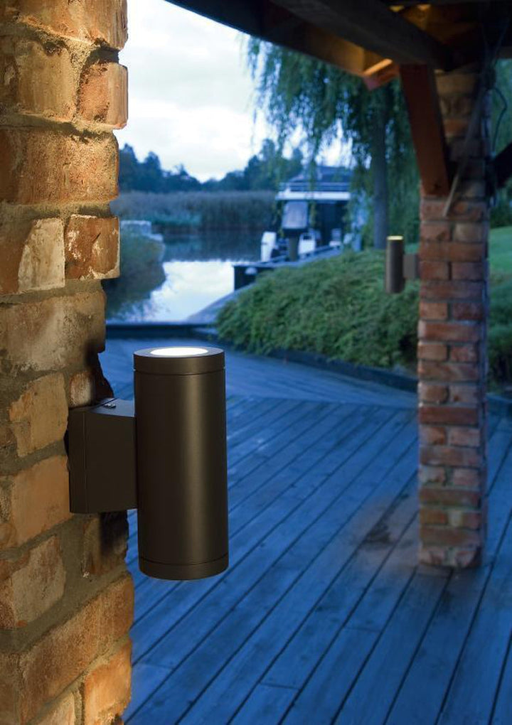 Metro utelampe 1x4,5W LED 2700K-Utebelysning vegg opp og ned-Sg Armaturen As-Svart-3104445-Lightup.no