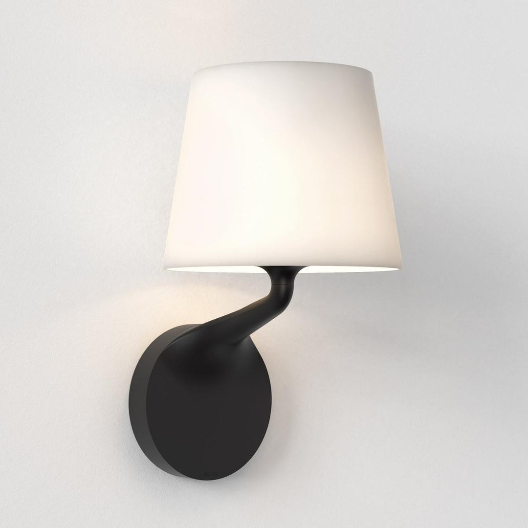 Millie vegglampe - IP44-Baderomsbelysning vegglamper-Astro Lighting-Svart-asg__1454003-Lightup.no
