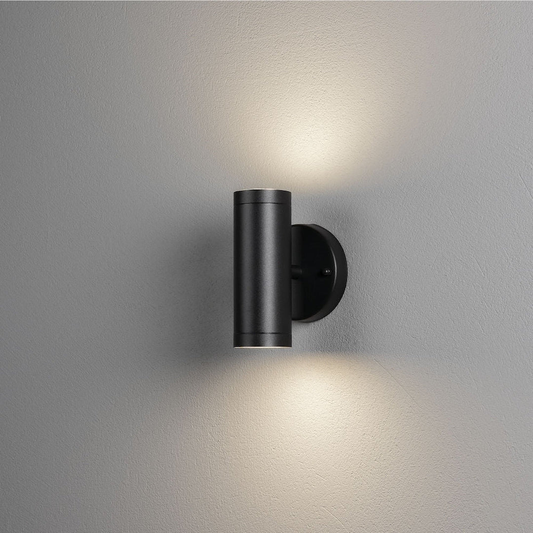 Modena vegglampe opp/ned utendørs 2x4W 3000K IP44 - Svart-Utebelysning vegg opp og ned-Konstsmide-Svart-7535-750-Lightup.no
