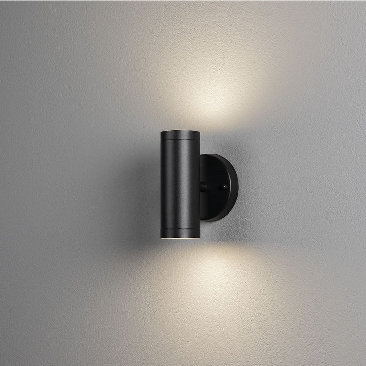 Modena vegglampe opp/ned utendørs 2x4W 3000K IP44 - Svart-Utebelysning vegg opp og ned-Konstsmide-Svart-7535-750-Lightup.no