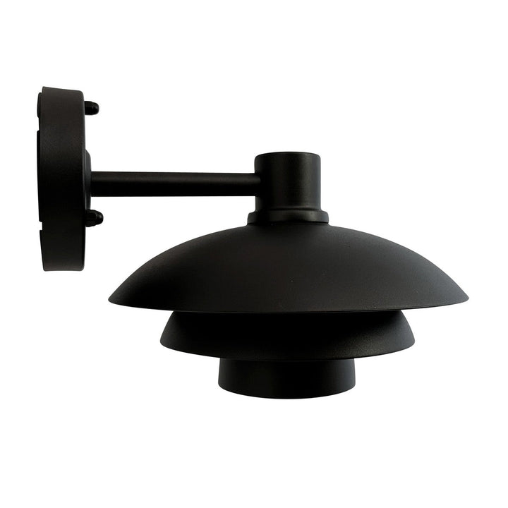 Morph D24 utendørs vegglampe IP44-Utebelysning vegg klassisk-Dyberg Larsen-Svart-DL-8231-Lightup.no