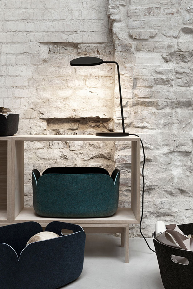 Muuto Leaf bordlampe-Bordlamper-MUUTO-Rød-MUO__13423-Lightup.no