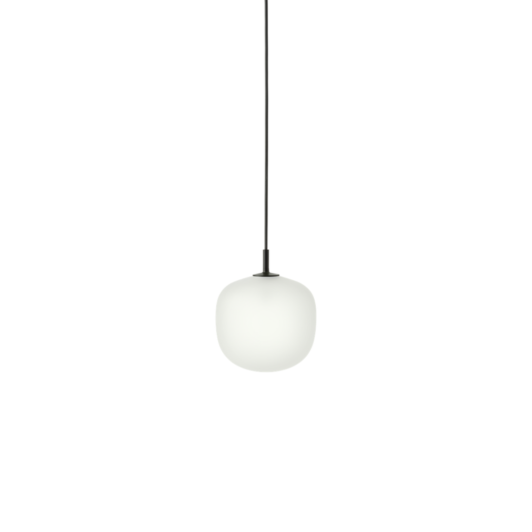 Muuto Rime takpendel 18 cm-Takpendler-MUUTO-Svart-MUO__22251-Lightup.no