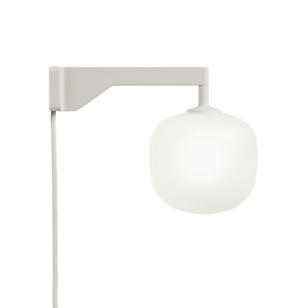 Muuto Rime vegglampe-Vegglamper-MUUTO-Svart-MUO__22427-Lightup.no