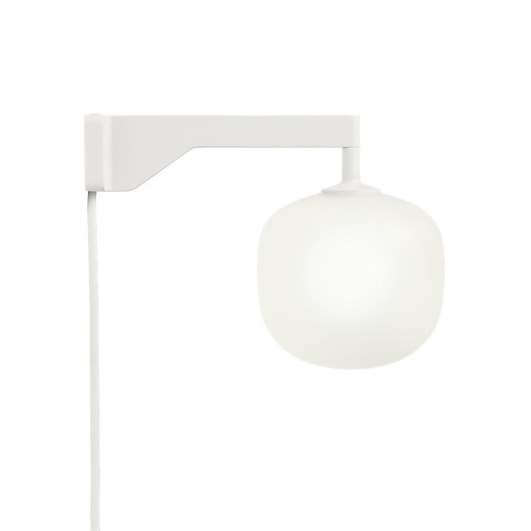 Muuto Rime vegglampe-Vegglamper-MUUTO-Svart-MUO__22427-Lightup.no