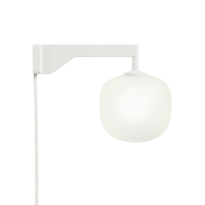 Muuto Rime vegglampe-Vegglamper-MUUTO-Svart-MUO__22427-Lightup.no