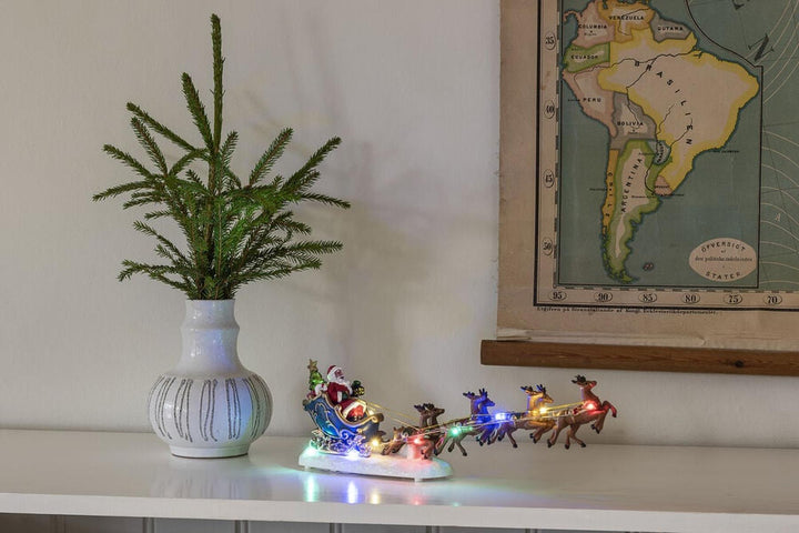 Nisse i slede med reinsdyr og LED-Julebelysning dekor og pynt-Konstsmide-Flerfarget-4205-000-Lightup.no