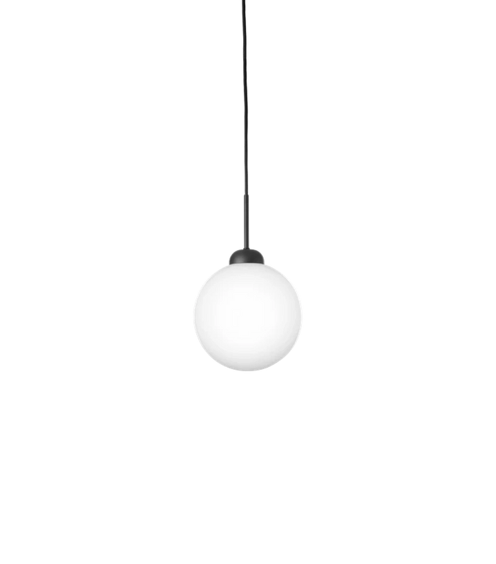 Nuura Apiales 1 taklampe - Satin svart/ opal-Takpendler-Nuura-Svart / Opal-Nua__2053008-Lightup.no